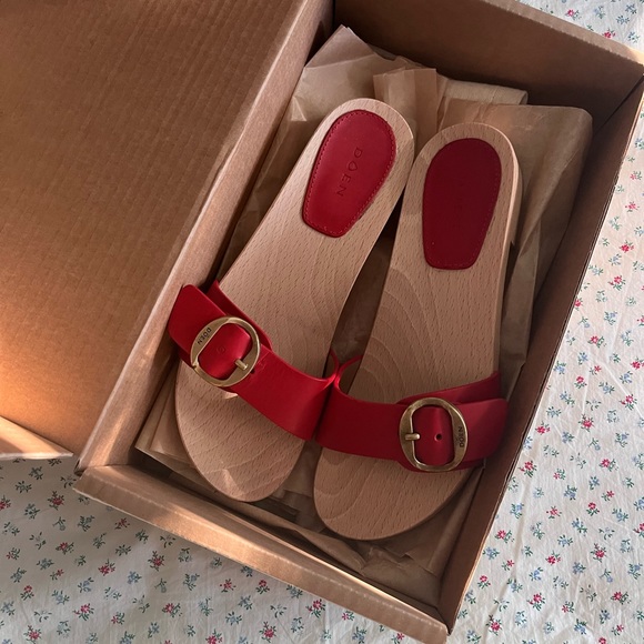 Doen Shoes - Doen Mercata Sandals in Cherry size 37 Like new with box